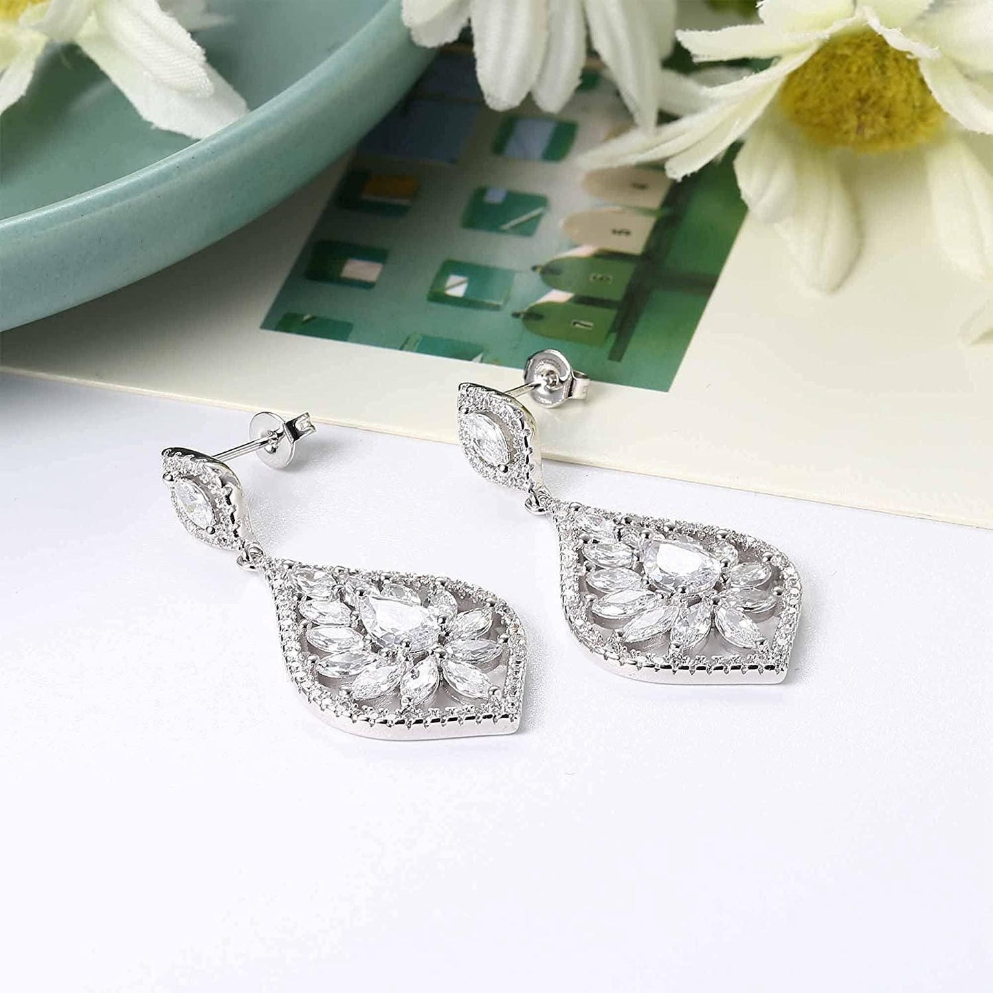 Cubic Zirconia Teardrop Bridal Earrings for Women Bridesmaid Rhinestone Art Deco Dangle Earrings Wedding Prom Anniversary